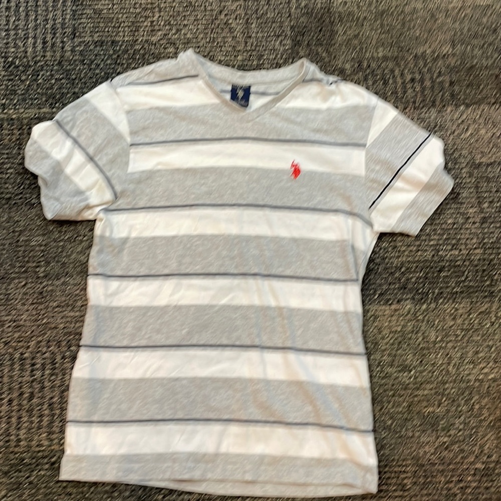 US Polo Assn men’s small Gray and Black Line Design Short Sleeve Shirt